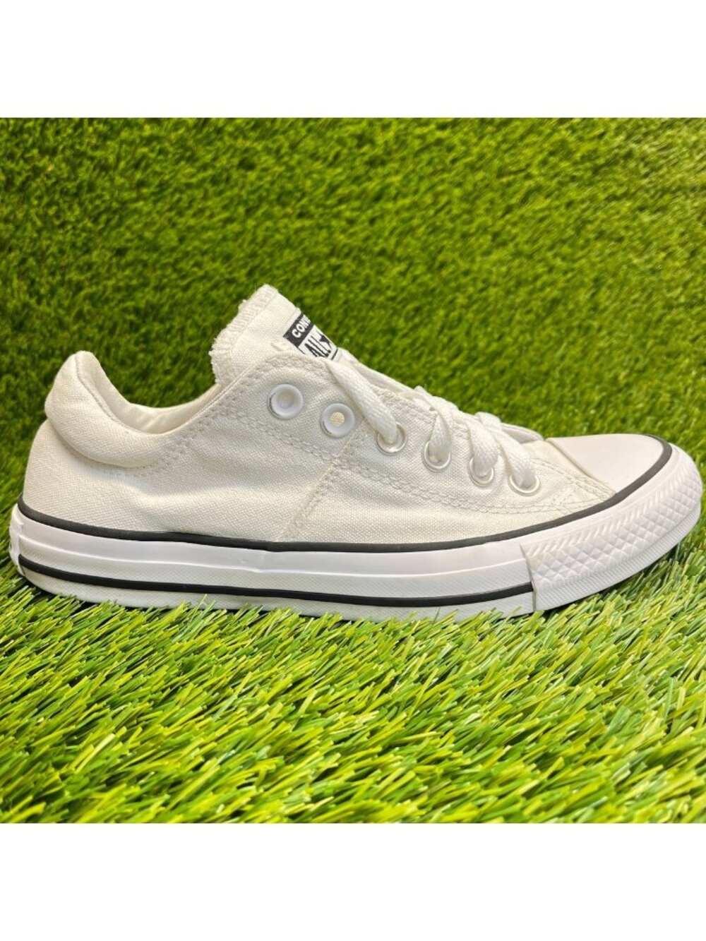 Converse Chuck Taylor All Star Madison Womens Size 7 Athletic Shoes Sneakers